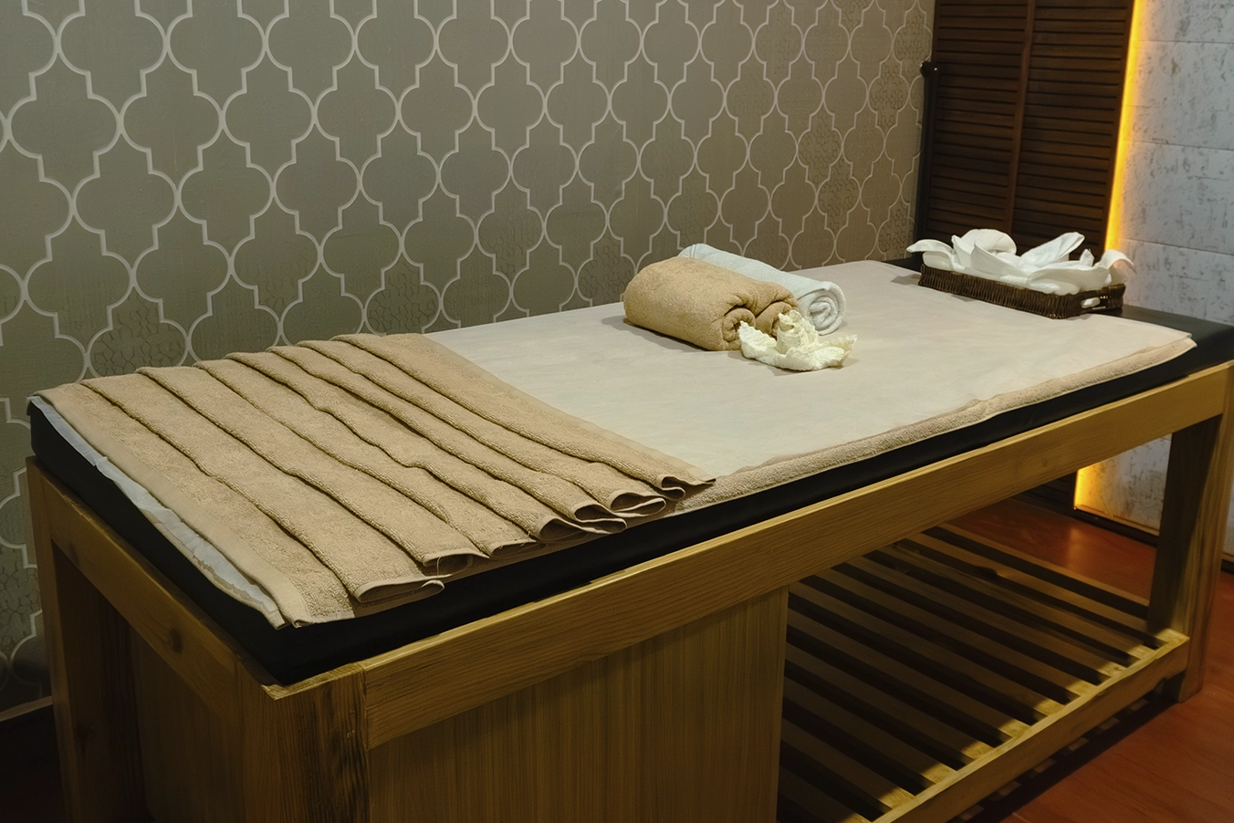 ✨ Goodbye Stress, Hello Massage! ✨
It’s time to let go of stress and embrace pure relaxation! 💆‍♀️💖 Treat yourself to a soothing massage that melts away tension, eases fatigue, and restores your body’s natural balance. #spainkl #kl #spa #newspa #Holistic #Holisticspa #bestinkl